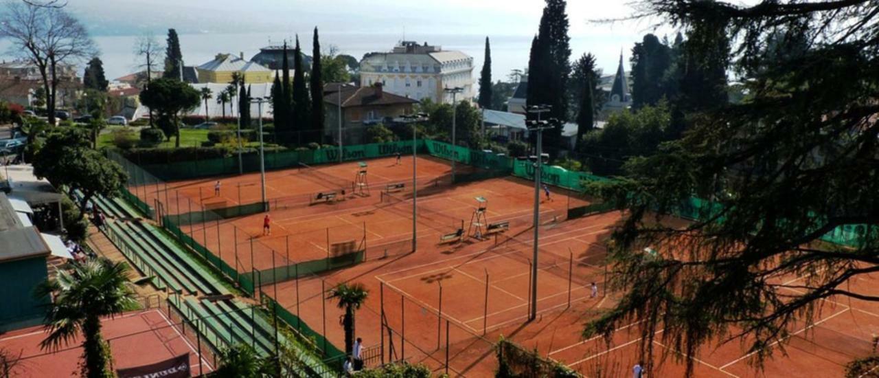 Apt Tennis Prime Location, Parking, Near Beach, Self Check-In Apartment Opatija Exterior photo